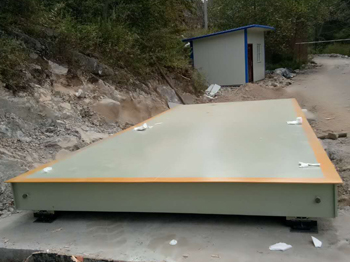河南奧龍實(shí)業(yè)3x7m SCS-100噸電子地磅施工案例